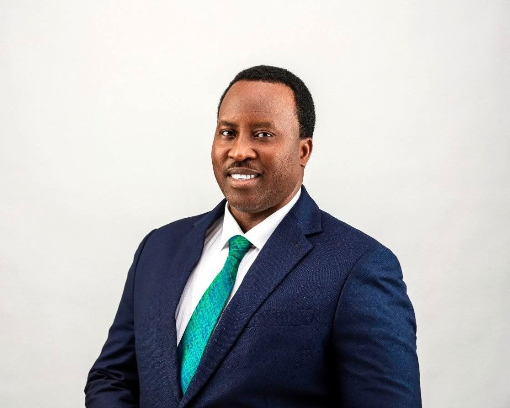 Hon. Ishaku Jilemsam